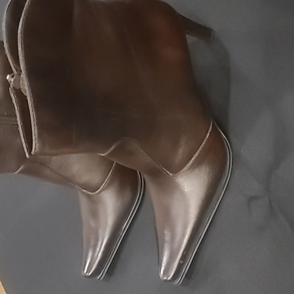 Aldo Wine Coloured Sz 38 Ankle Western Boho Booties, Side Zip euc - Picture 3 of 12